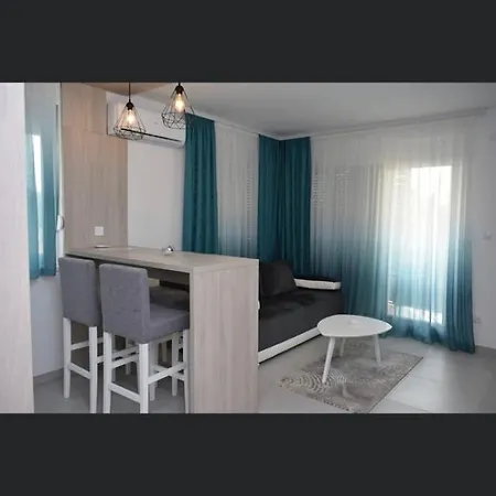 Apartment Romantika 3 *
